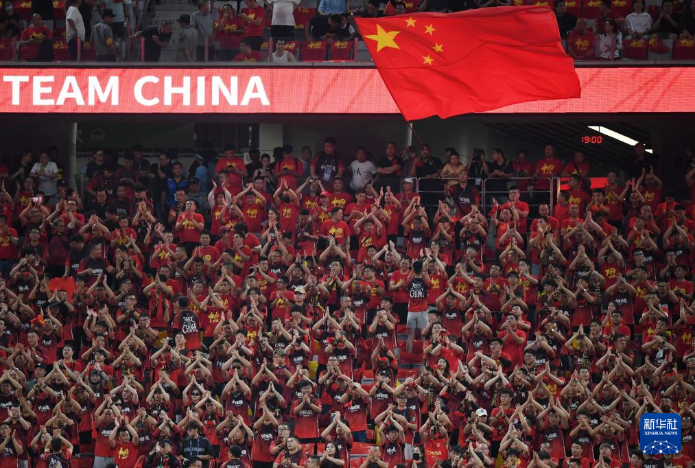 亚洲杯足球赛在中国开幕,球队实力对决 亚洲杯足球赛在中国开幕,球队实力对决